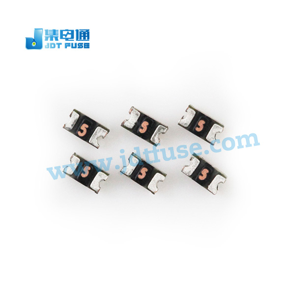 0.5A貼片保險(xiǎn)絲選型