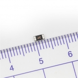 1206低內(nèi)阻保險(xiǎn)絲